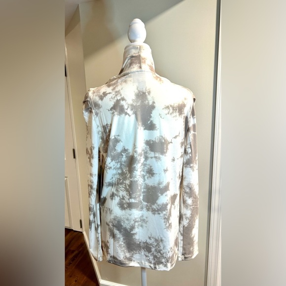 INDYEVA MATARA KNIT TURTLENECK | NWT | WHITE & GRAY TYE DYE PRINT - Picture 4 of 9